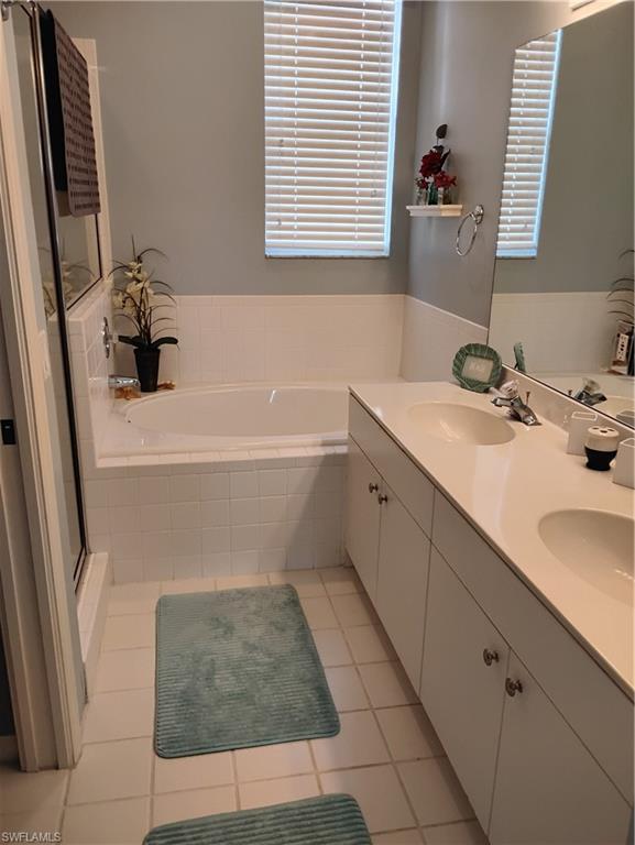 27080 Lake Harbor Ct 201 Property Photo 11