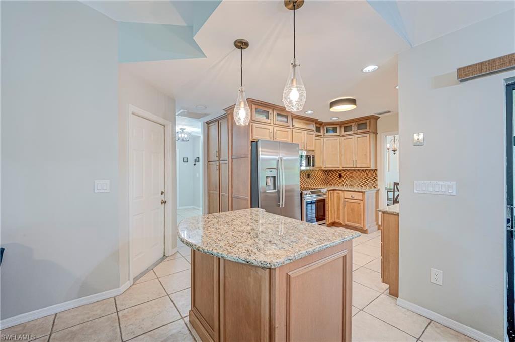 6831 Saint Edmunds Loop Property Photo 10