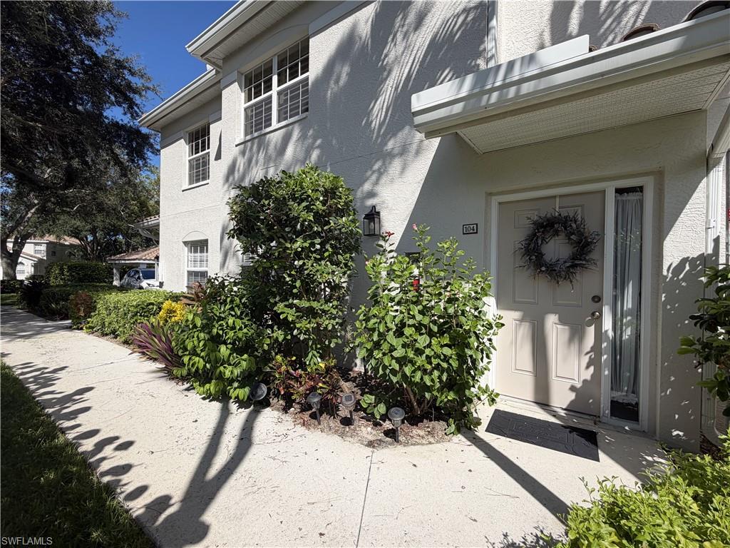 6816 Satinleaf Rd S 104 Property Photo 2