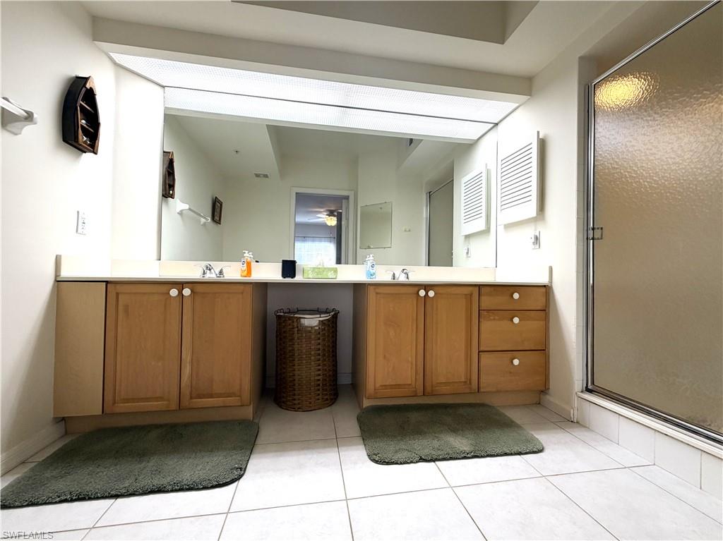 6816 Satinleaf Rd S 104 Property Photo 12