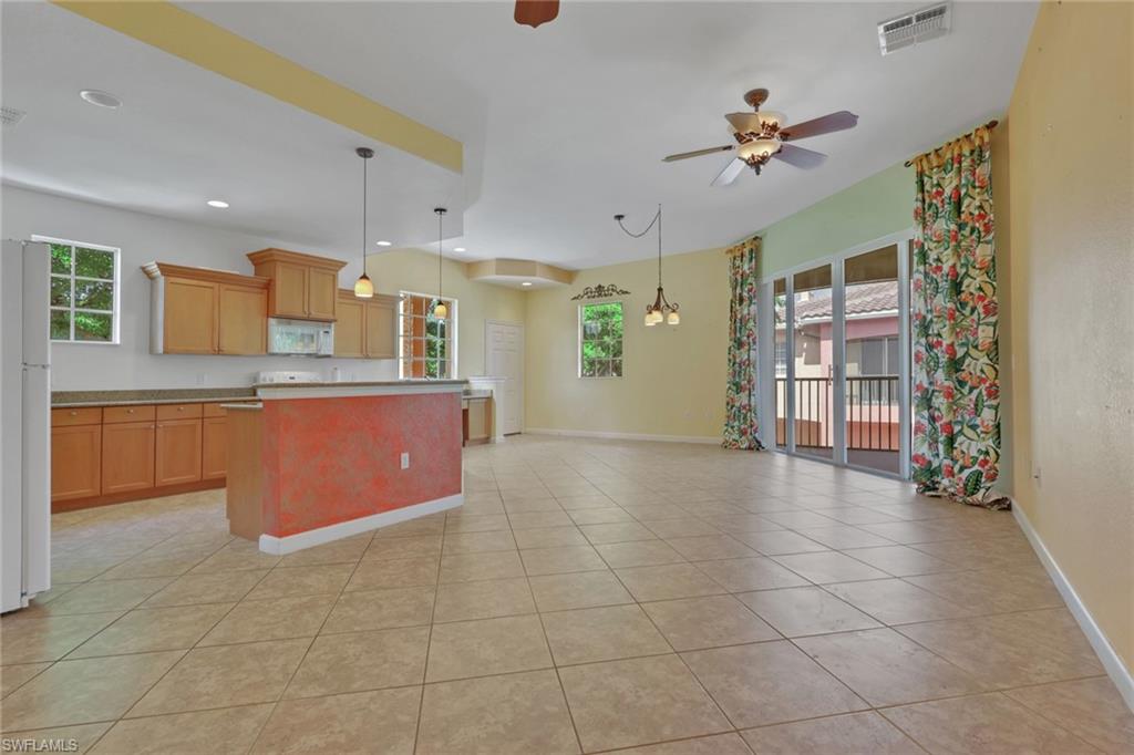 8524 Via Lungomare Cir 202 Property Photo 5