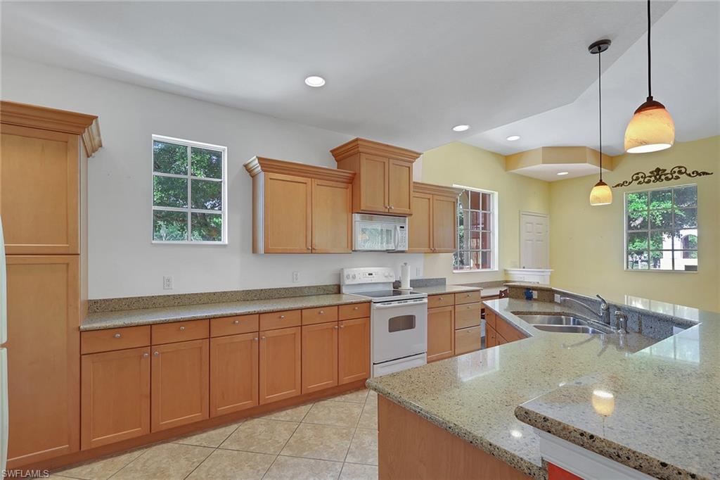 8524 Via Lungomare Cir 202 Property Photo 7