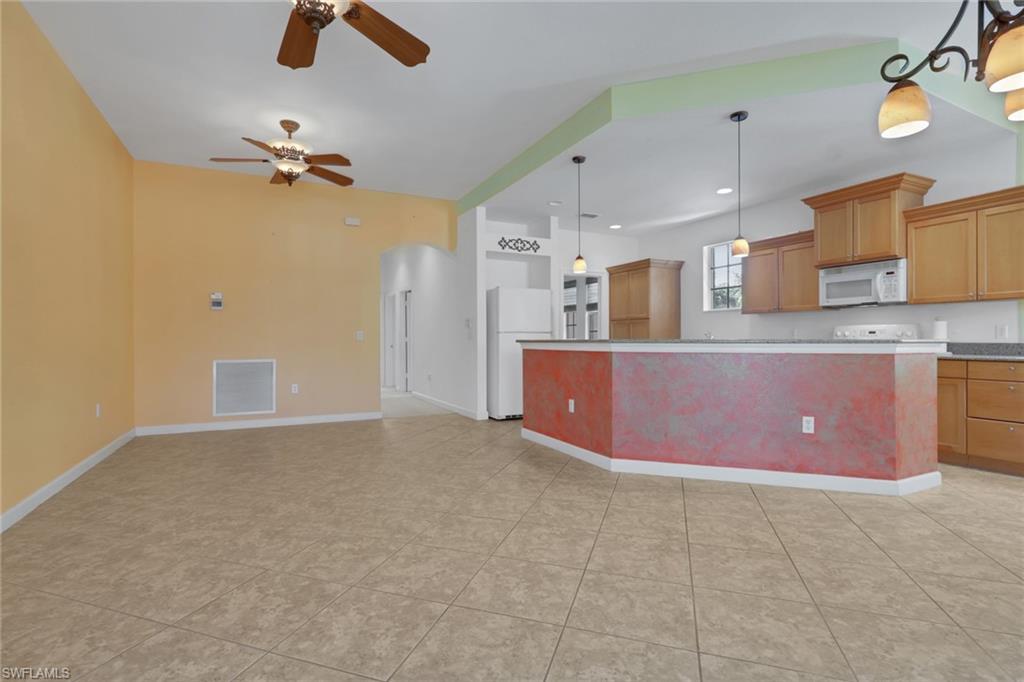 8524 Via Lungomare Cir 202 Property Photo 12