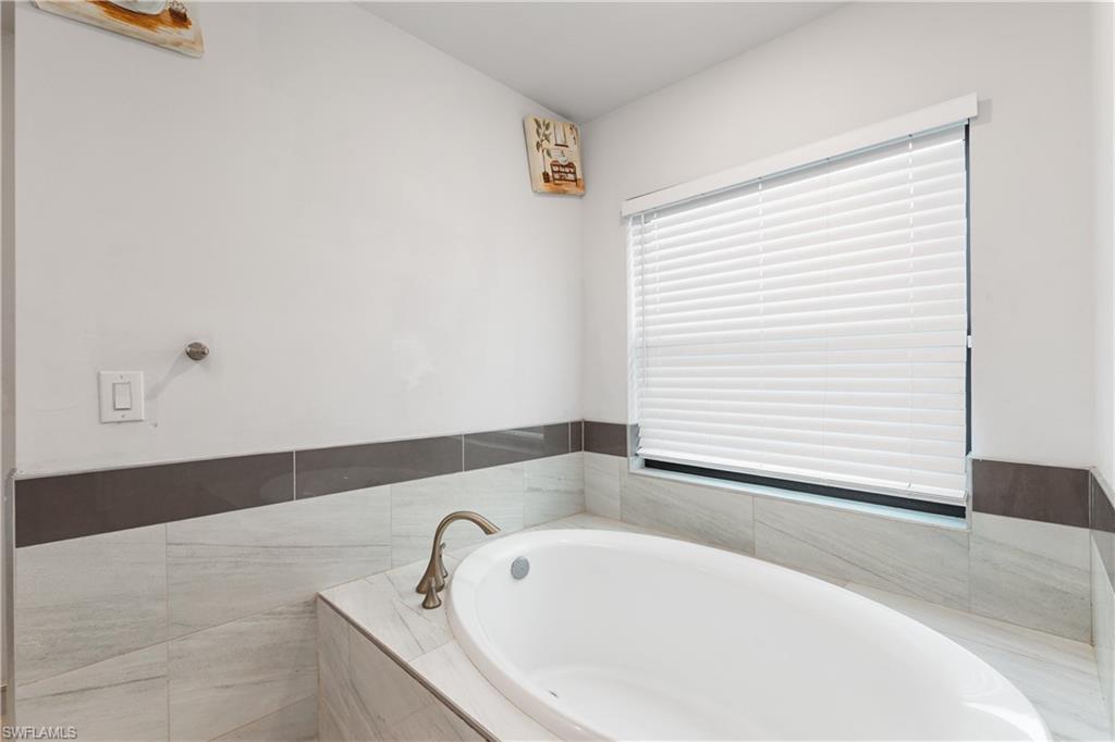 2618 Helen Cir Property Photo 8