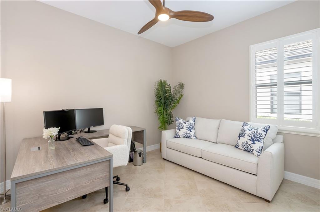 12836 Kinross Ln Property Photo 14