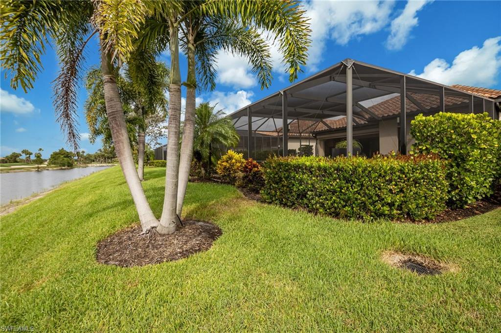 12836 Kinross Ln Property Photo 24