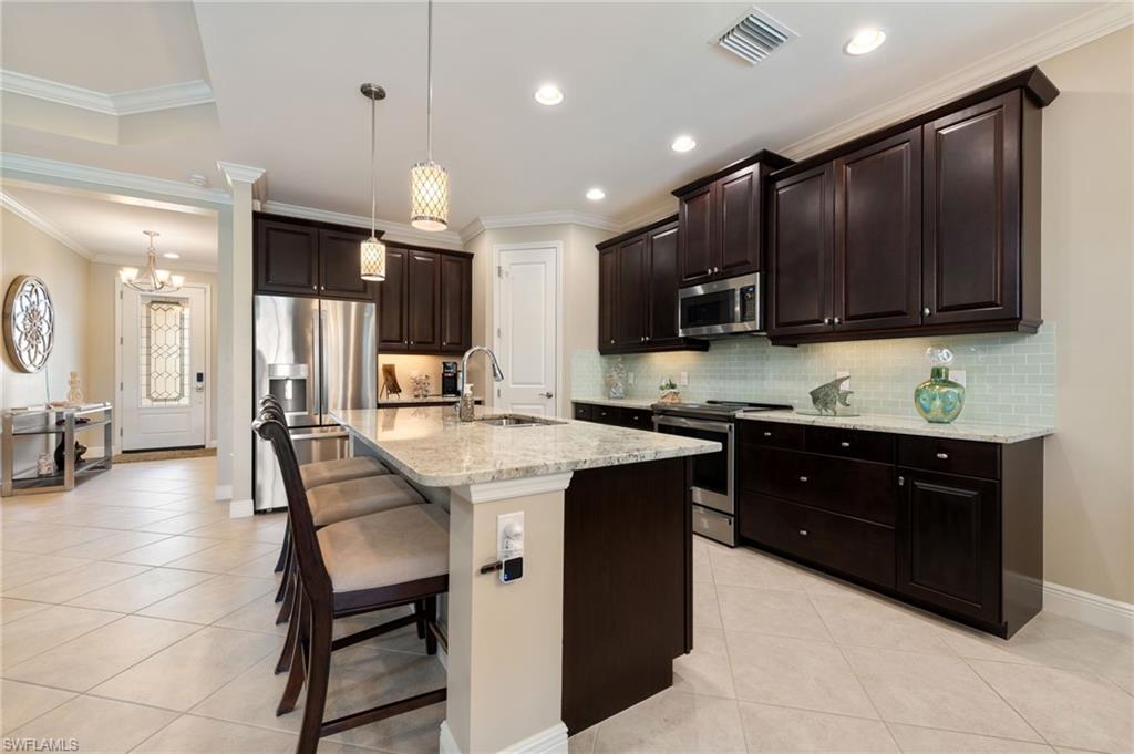 3557 Canopy Cir Property Photo 9