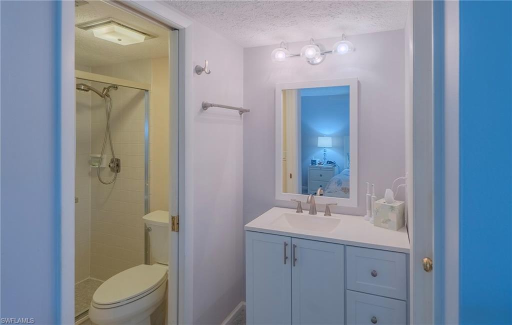 814 46th St 1g Property Photo 16