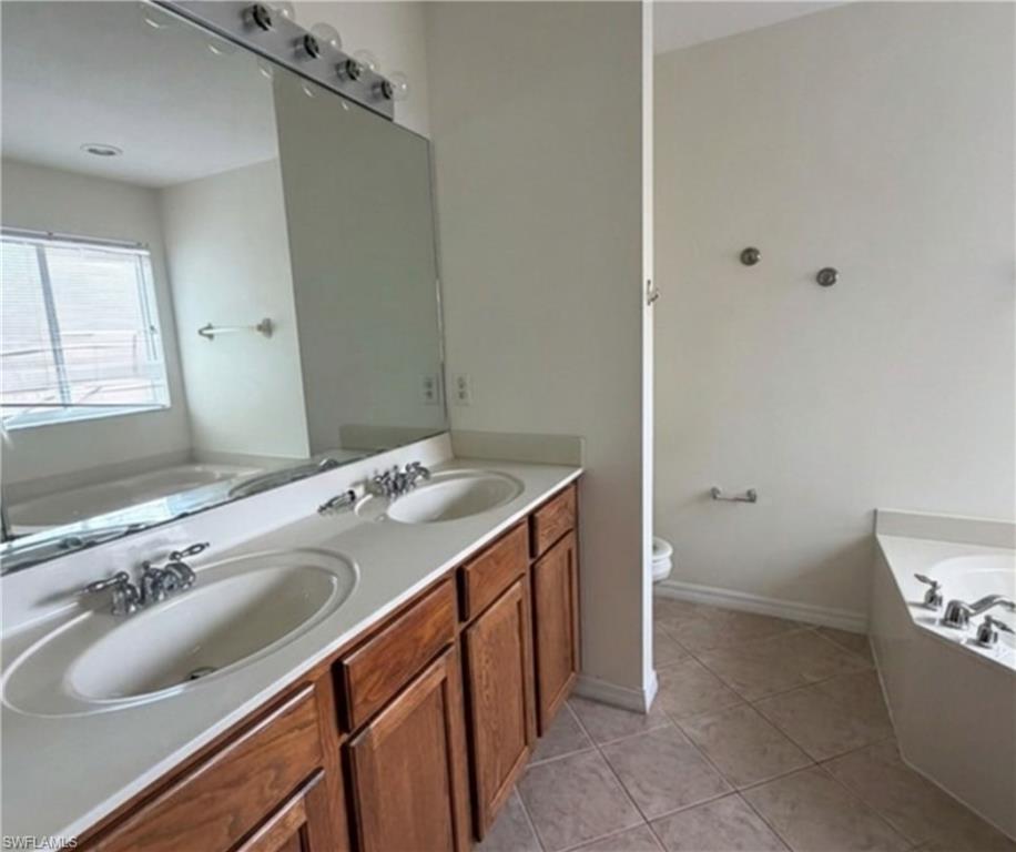 17533 Laurel Grove Ct Property Photo 7