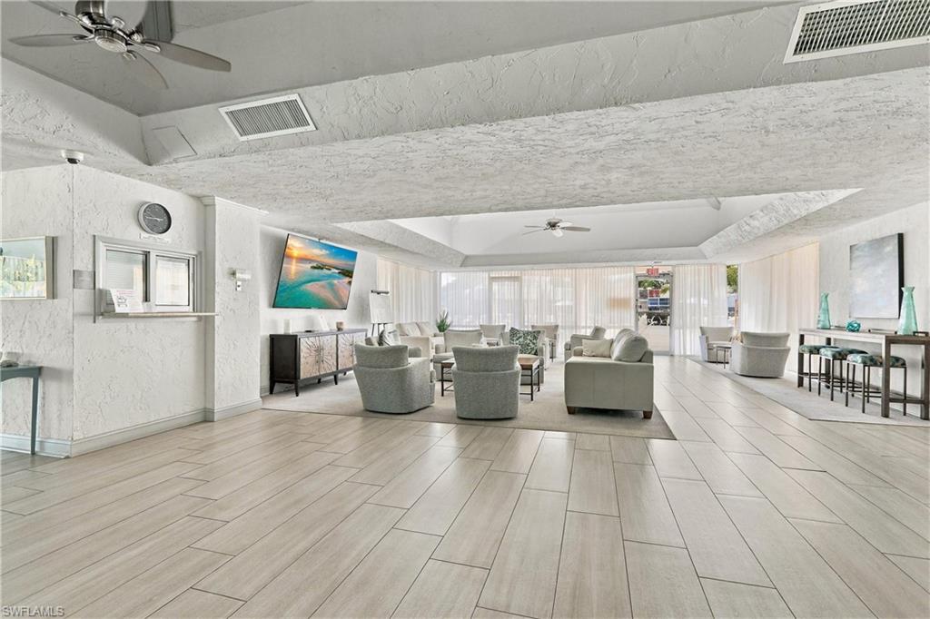226033162 Property Photo 35
