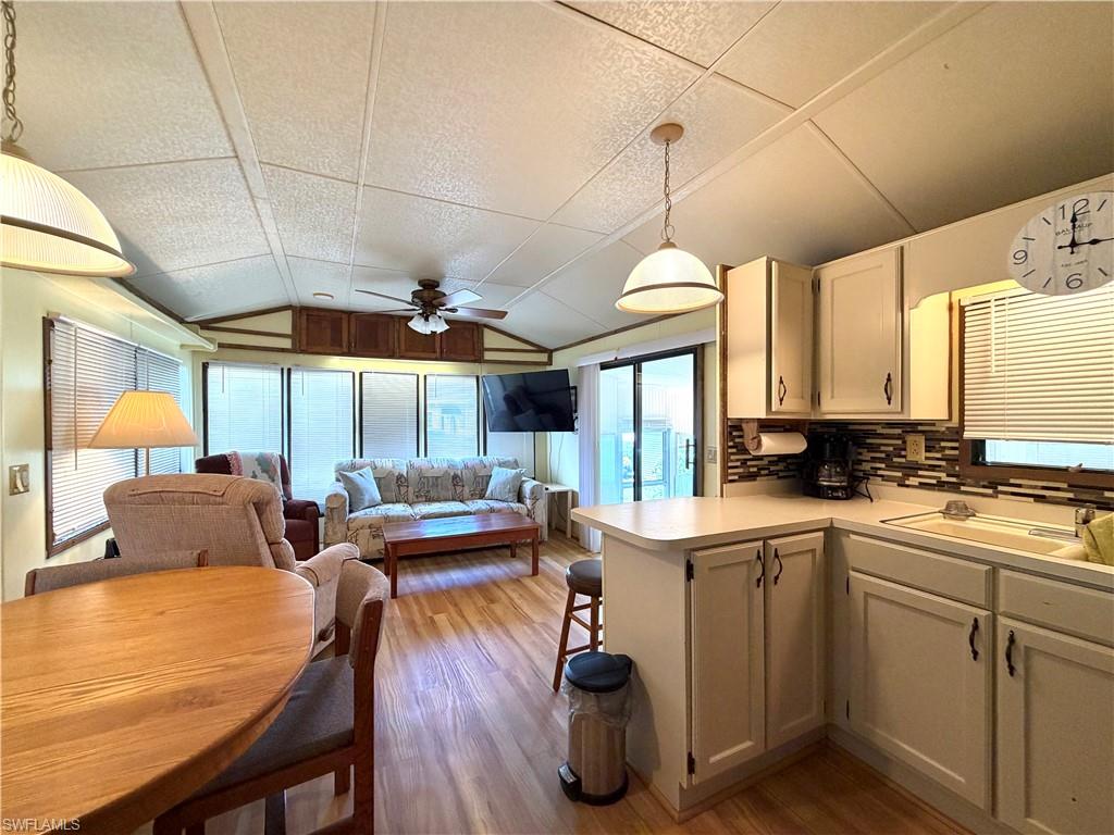 4571 Lafayette Ln E Property Photo 7