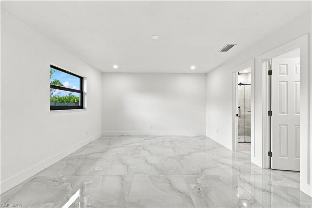 3055 53rd St Sw Property Photo 17