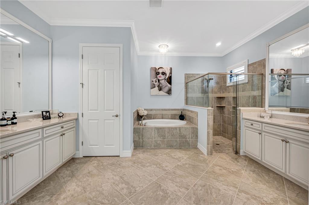2324 Grenadines Way Property Photo 16