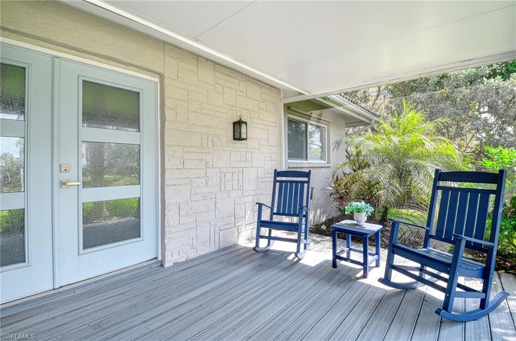 9 Pelican St E Property Photo 25