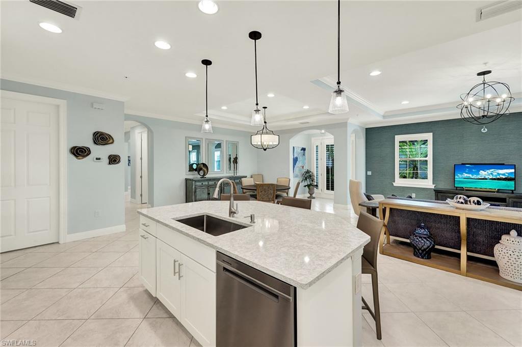 4560 Colony Villas Dr 1701 Property Photo 12