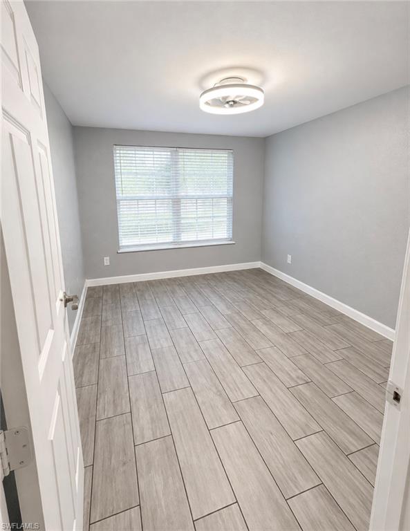 1140 4th Way Property Photo 5