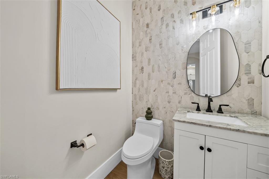 12710 Aviano Dr Property Photo 11