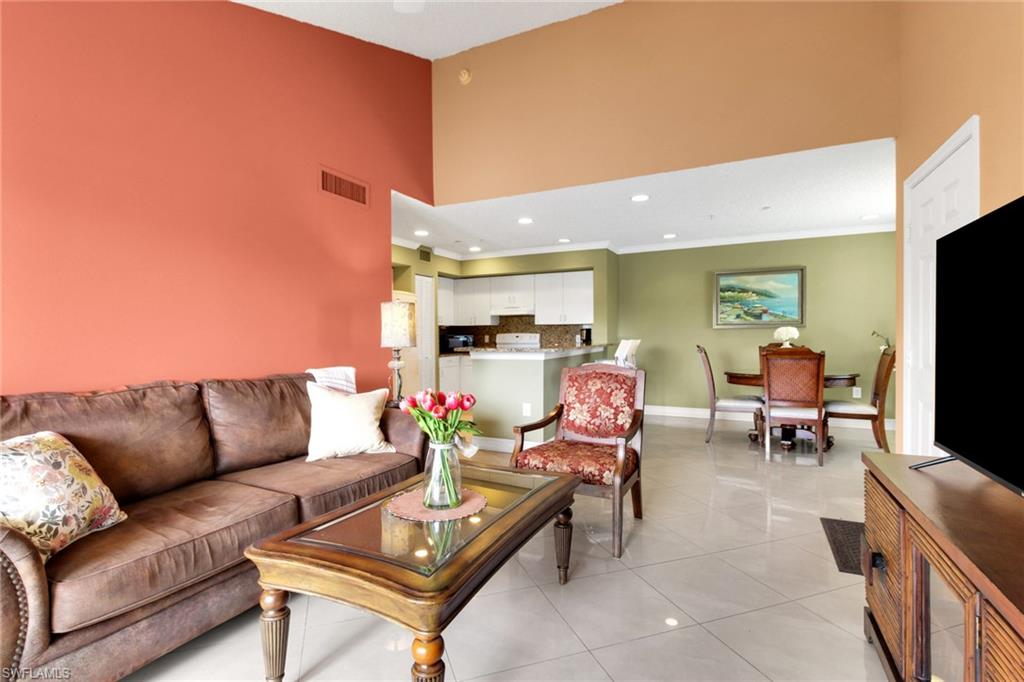 1195 Wildwood Lakes Blvd 202 Property Photo 11