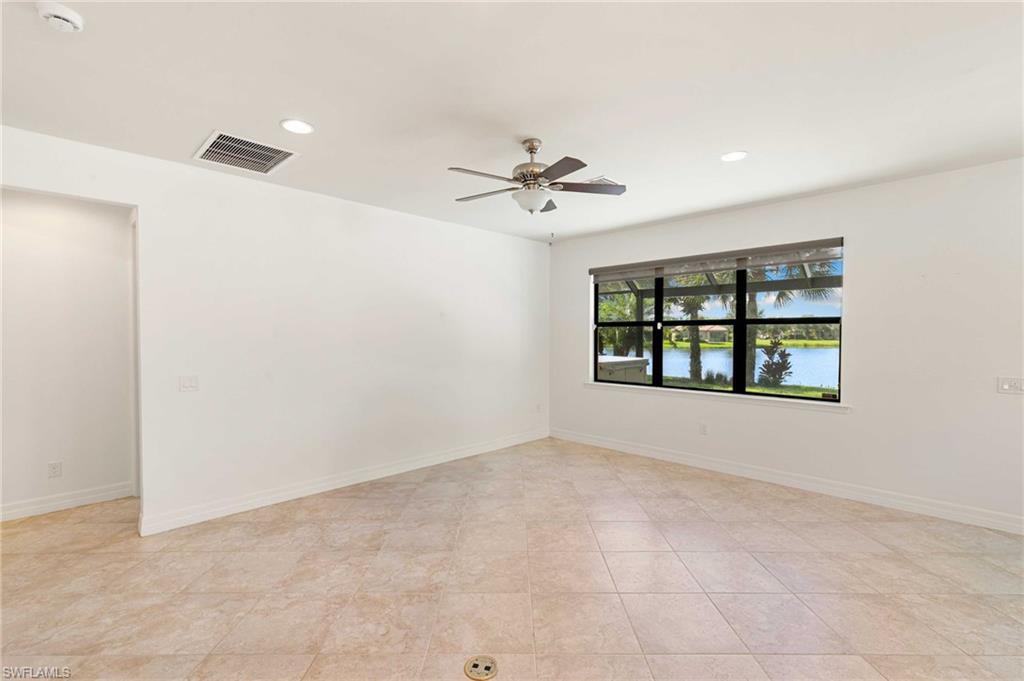6236 Victory Dr Property Photo 6