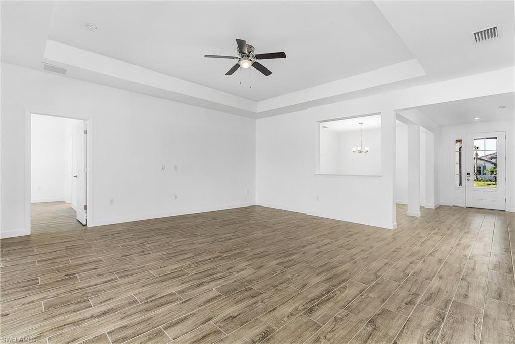 18312 Ridgeline Dr Property Photo 8