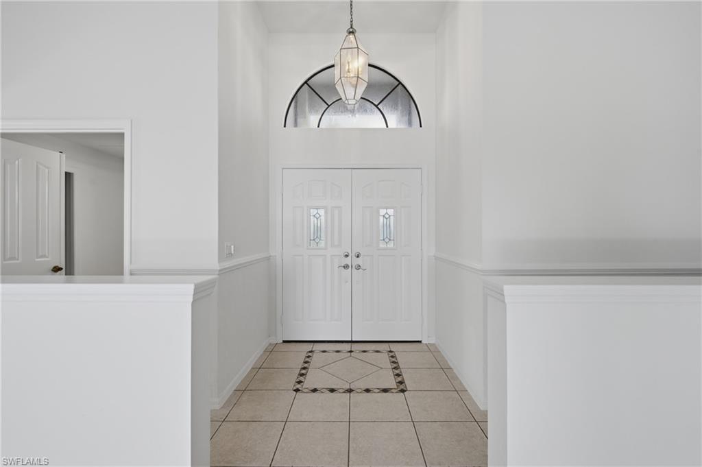 6040 Lake Grasmere Way Property Photo 8