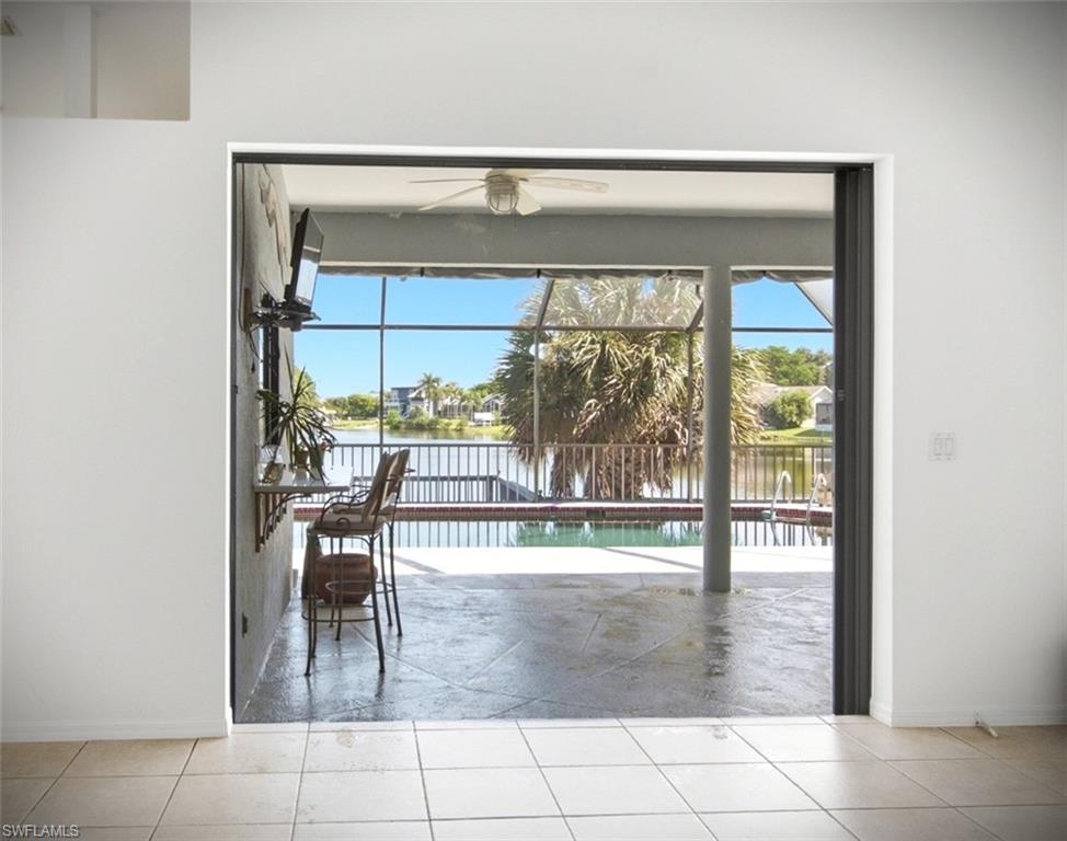 6040 Lake Grasmere Way Property Photo 9