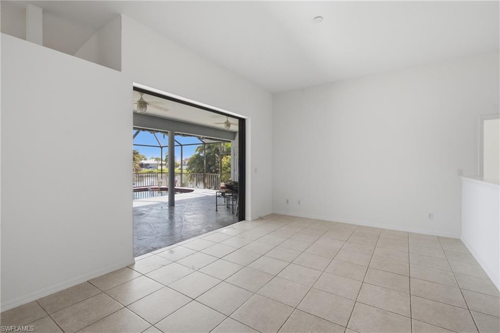 6040 Lake Grasmere Way Property Photo 10