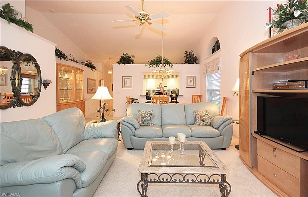 322 Melrose Pl 31 Property Photo 2