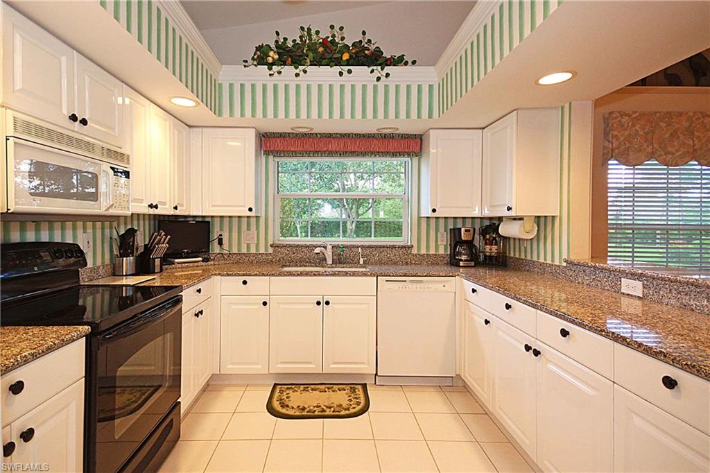 322 Melrose Pl 31 Property Photo 3
