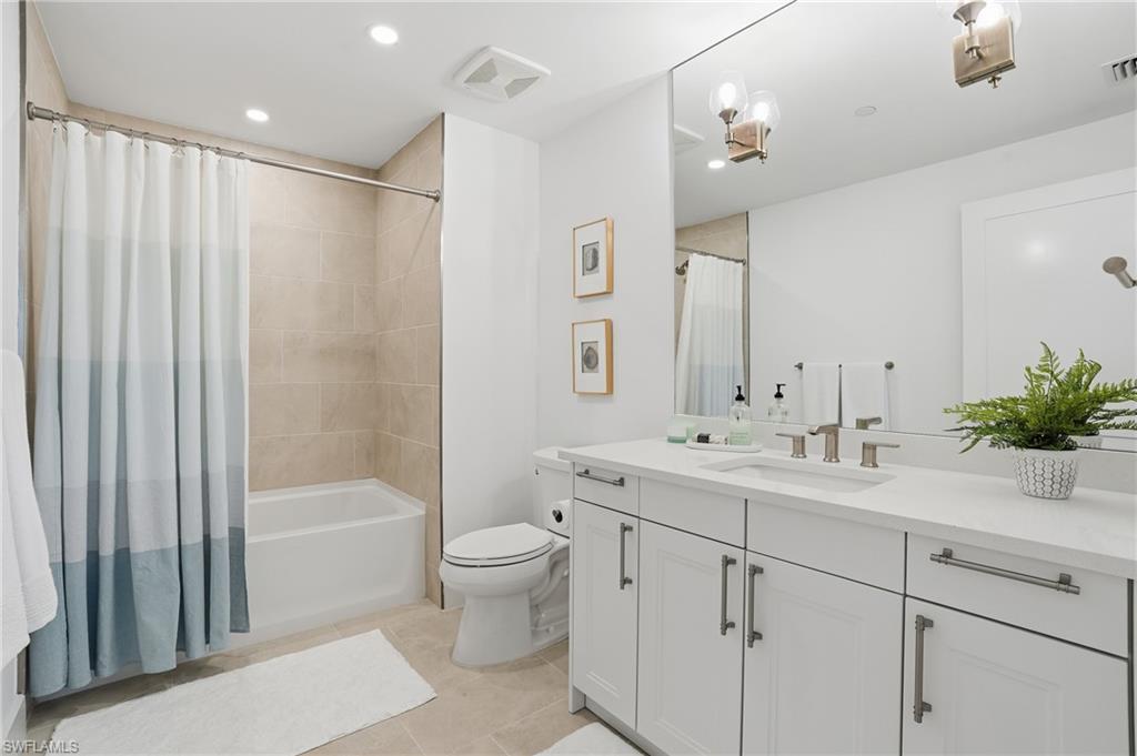 4142 Bay Beach Ln 904 Property Photo 30