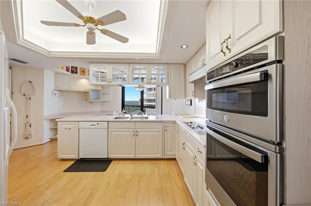 220 Collier Blvd 1005 Property Photo 11