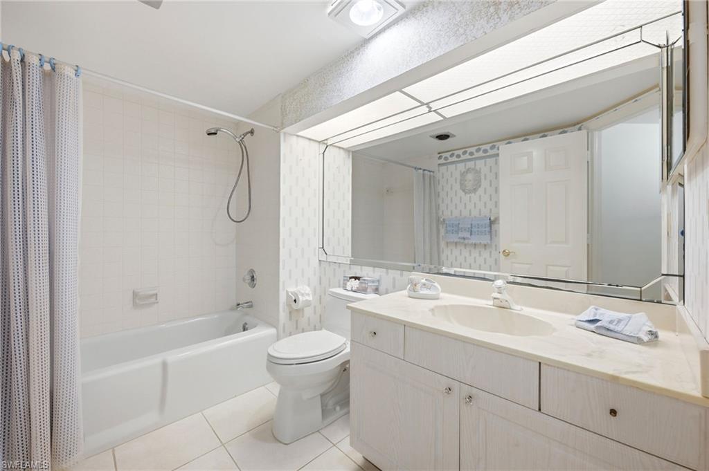 220 Collier Blvd 1005 Property Photo 20