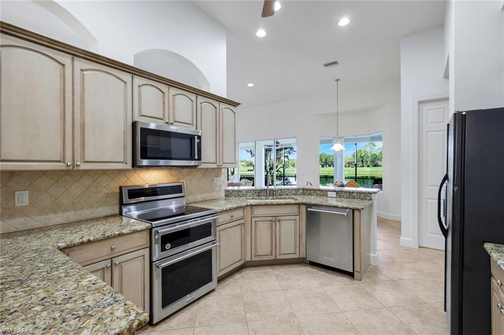8737 Mustang Island Cir Property Photo 11