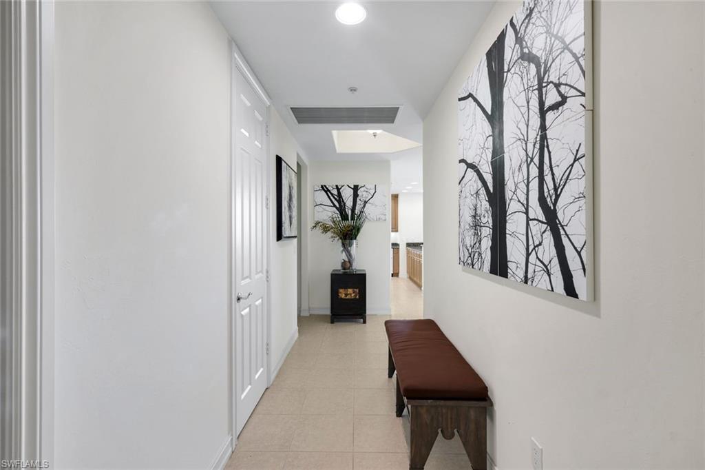 2748 Tiburon Blvd E C502 Property Photo 10