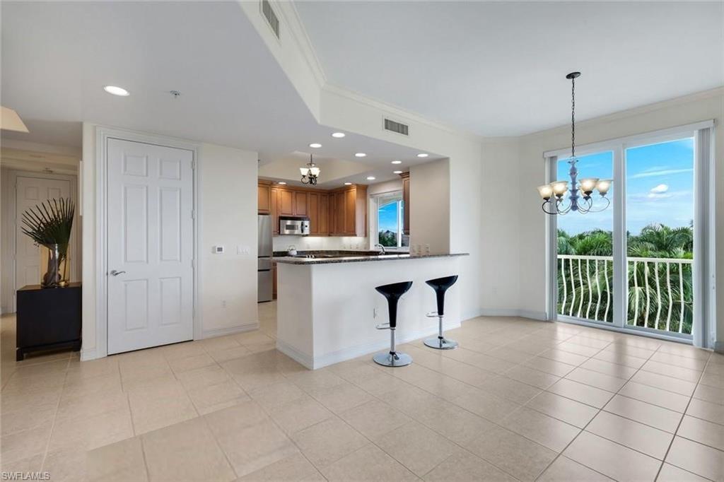 2748 Tiburon Blvd E C502 Property Photo 15