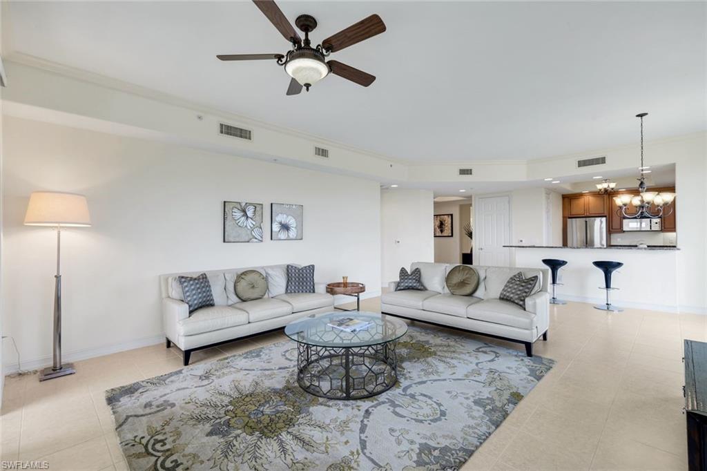 2748 Tiburon Blvd E C502 Property Photo 15