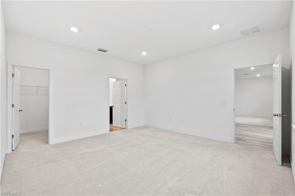 2844 27th St Property Photo 12