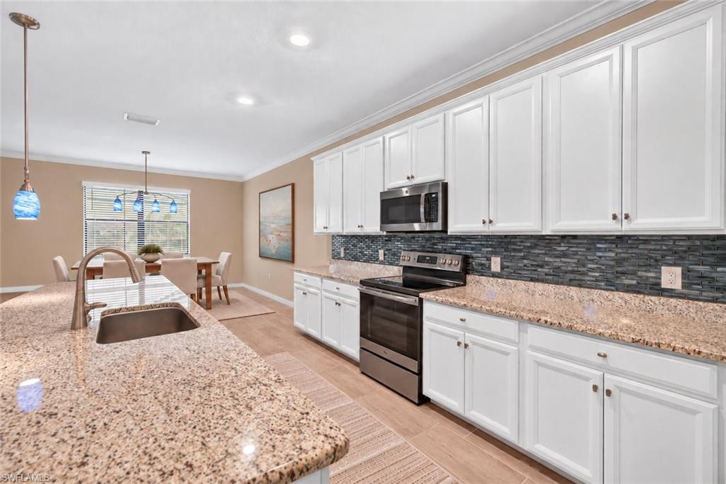 11990 Bay Oak Dr Property Photo 15
