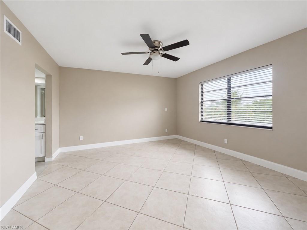 700 Valley Stream Dr 303 Property Photo 7