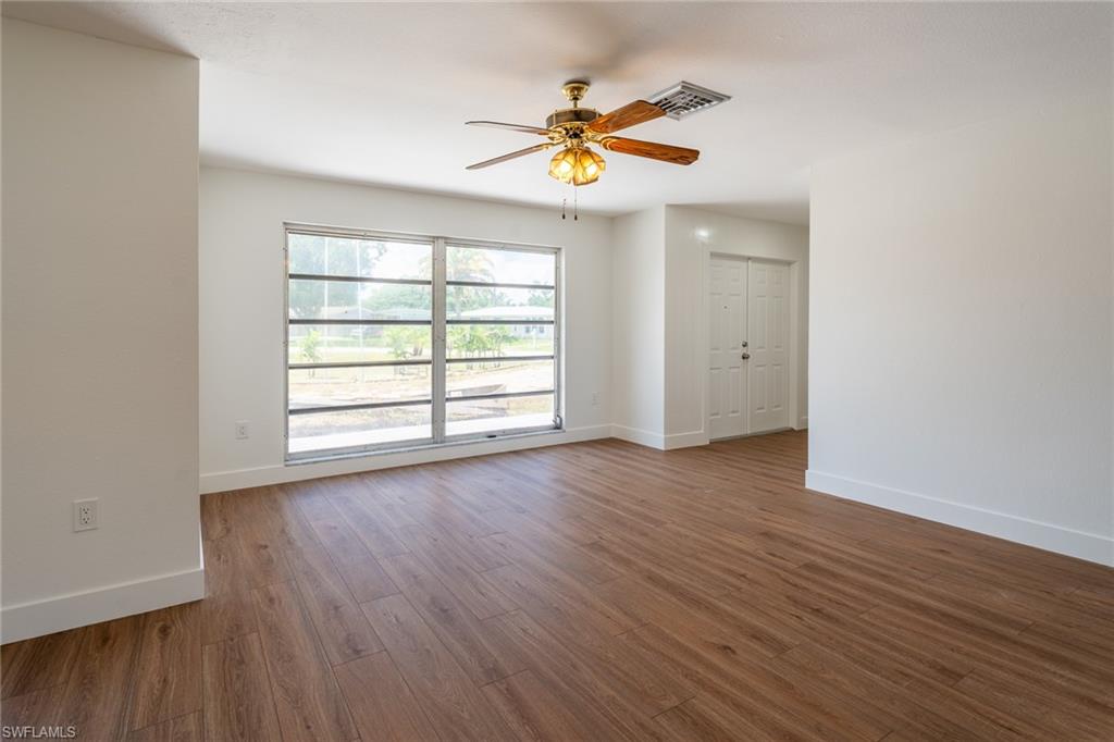 13002 10th St Property Photo 7