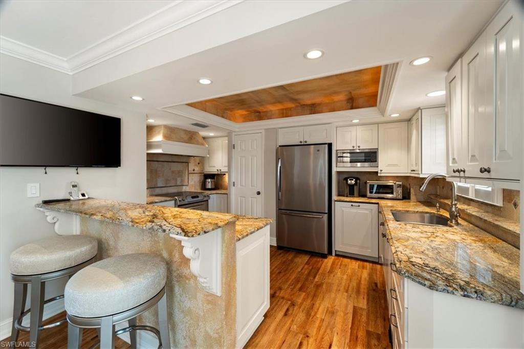 10691 Gulf Shore Dr 200 Property Photo 8