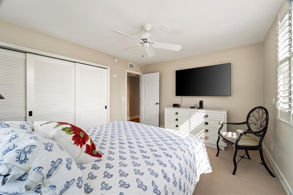 10691 Gulf Shore Dr 200 Property Photo 18