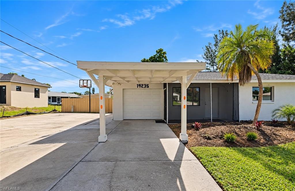19235 Miami Blvd Property Photo 3
