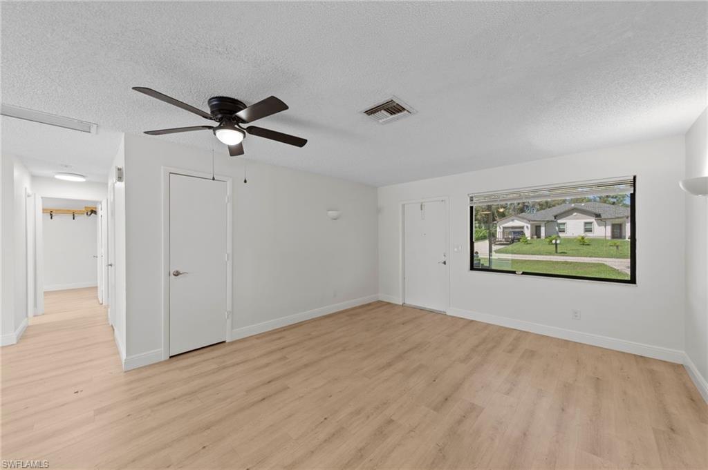 19235 Miami Blvd Property Photo 5