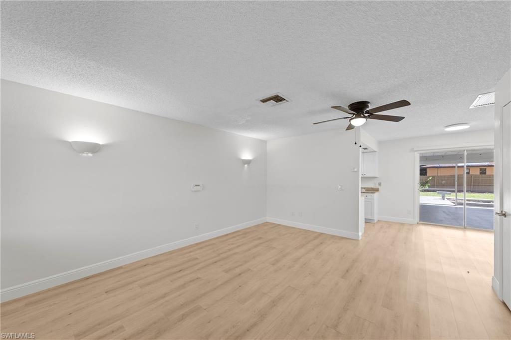 19235 Miami Blvd Property Photo 7
