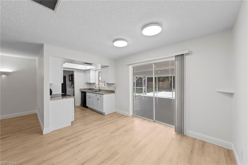 19235 Miami Blvd Property Photo 10