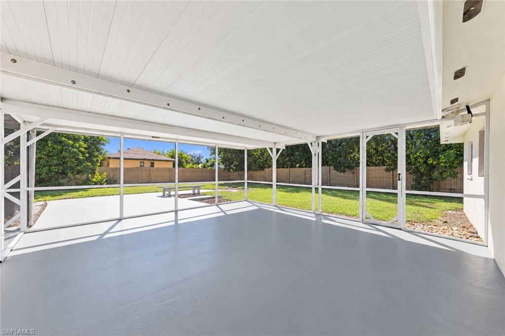 19235 Miami Blvd Property Photo 21
