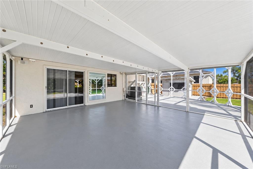 19235 Miami Blvd Property Photo 22