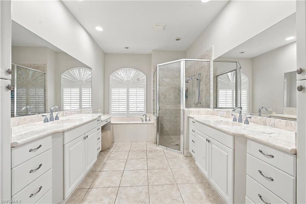 4995 Rustic Oaks Cir Property Photo 16