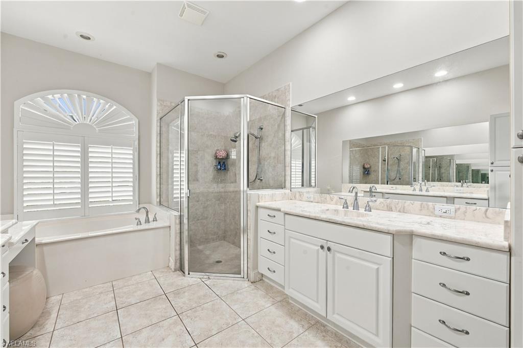 4995 Rustic Oaks Cir Property Photo 17